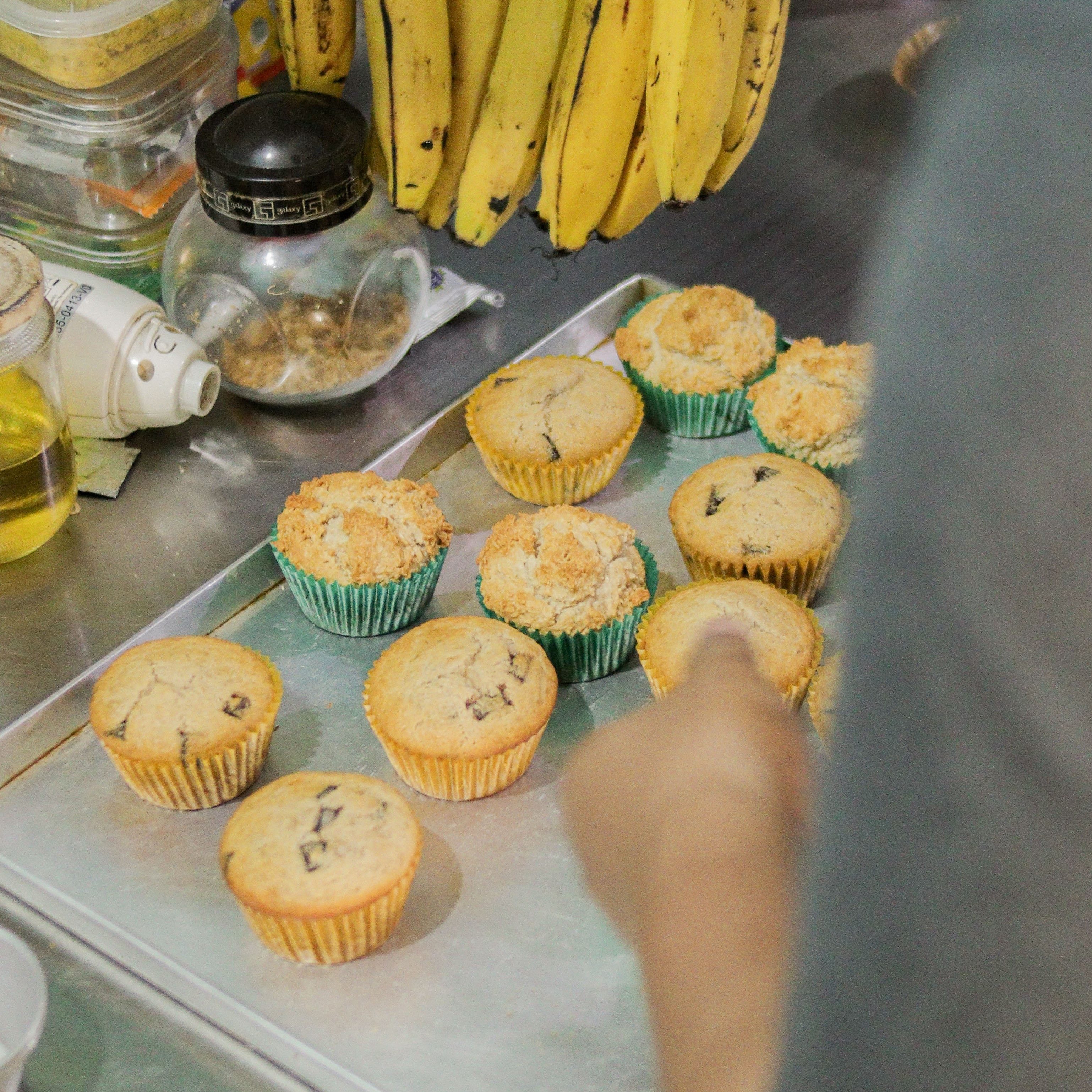 Chocolate Banana Muffins Bebas Gluten Awicarita - boks isi 1/2 lusin