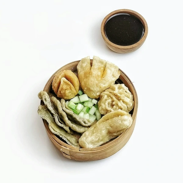 PEMPEK CAMPUR