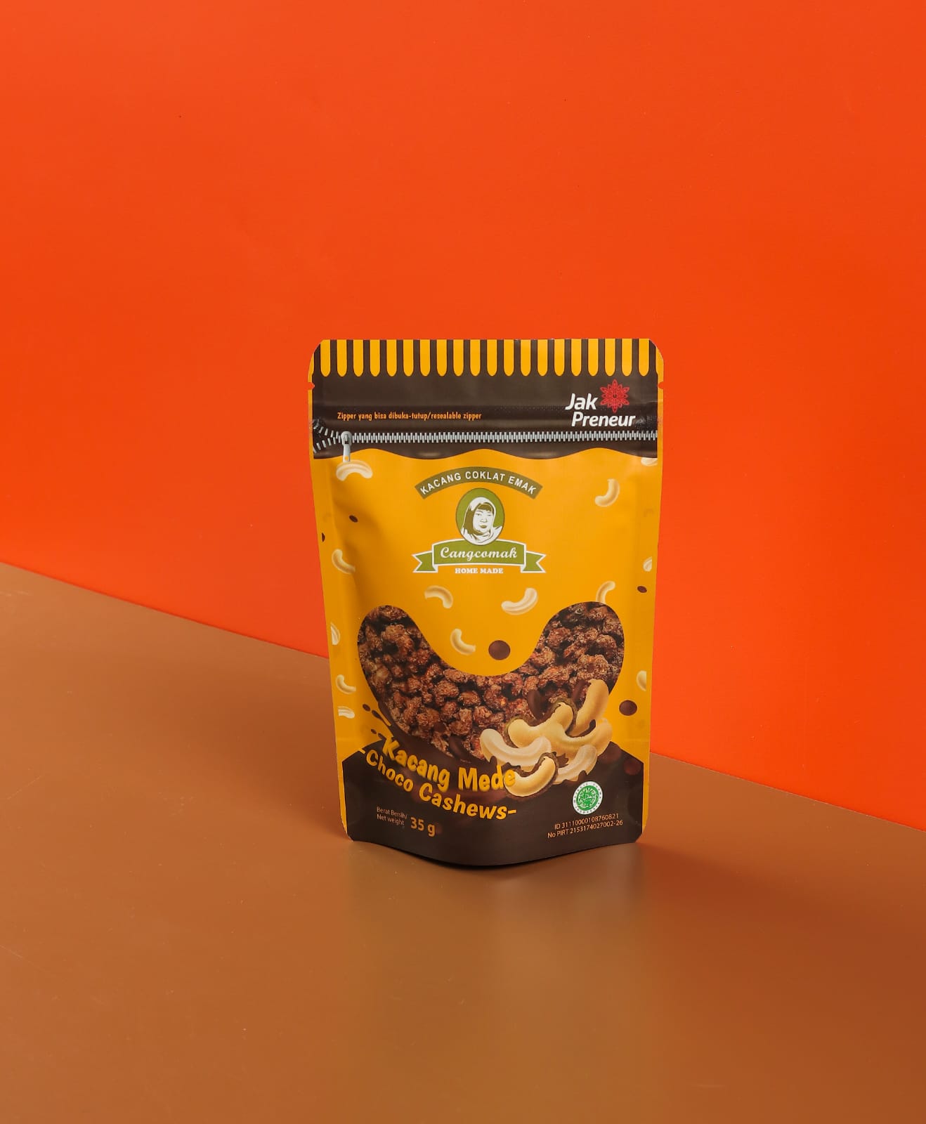 Souvenir Snack Kacang Mede Coklat Panggang Cangcomak  Kacang Mete Roasted