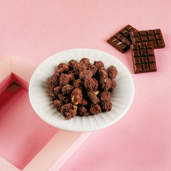 Snack Cemilan  Kacang Coklat Panggang Cangcomak - Kacang Coklat