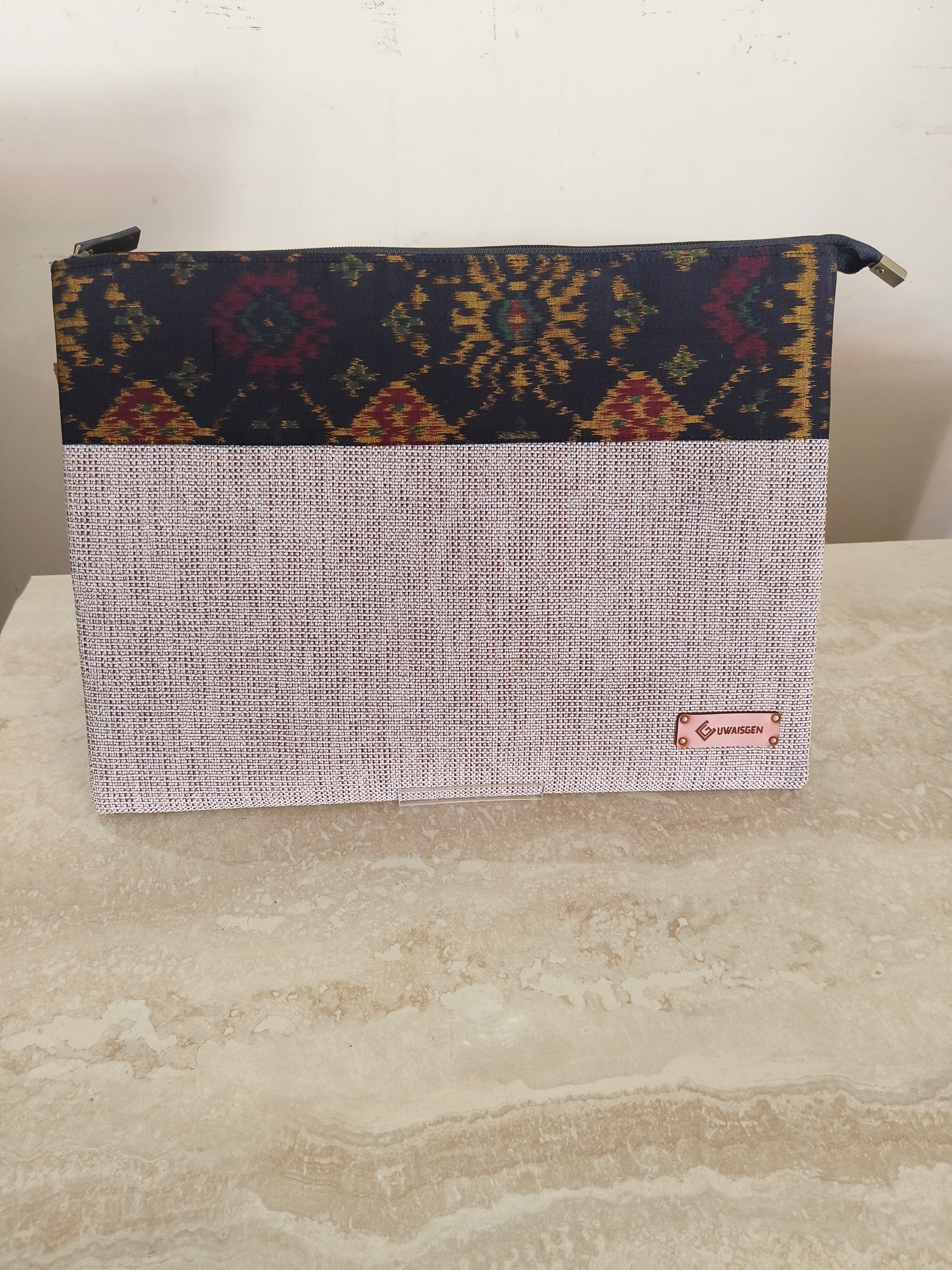 UwaisGen Tas Laptop Mirah Bag 15 inchi Goni Endek Etnik Bali Handmade