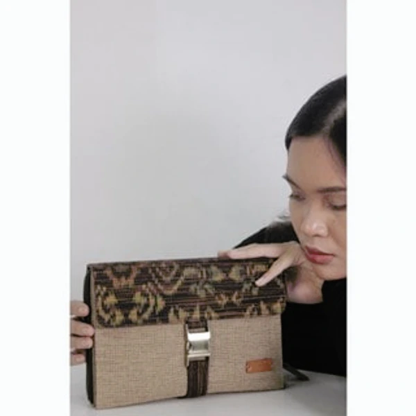 UWAISGEN Dhafir Clout Goni Endek Etnik Bali Handmade