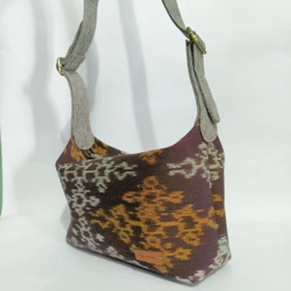 UWAISGEN Annisa Pouchbag Tali Goni Blanket Etnik Bali Handmade