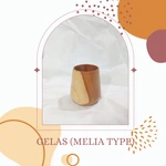 Gelas (kayu)