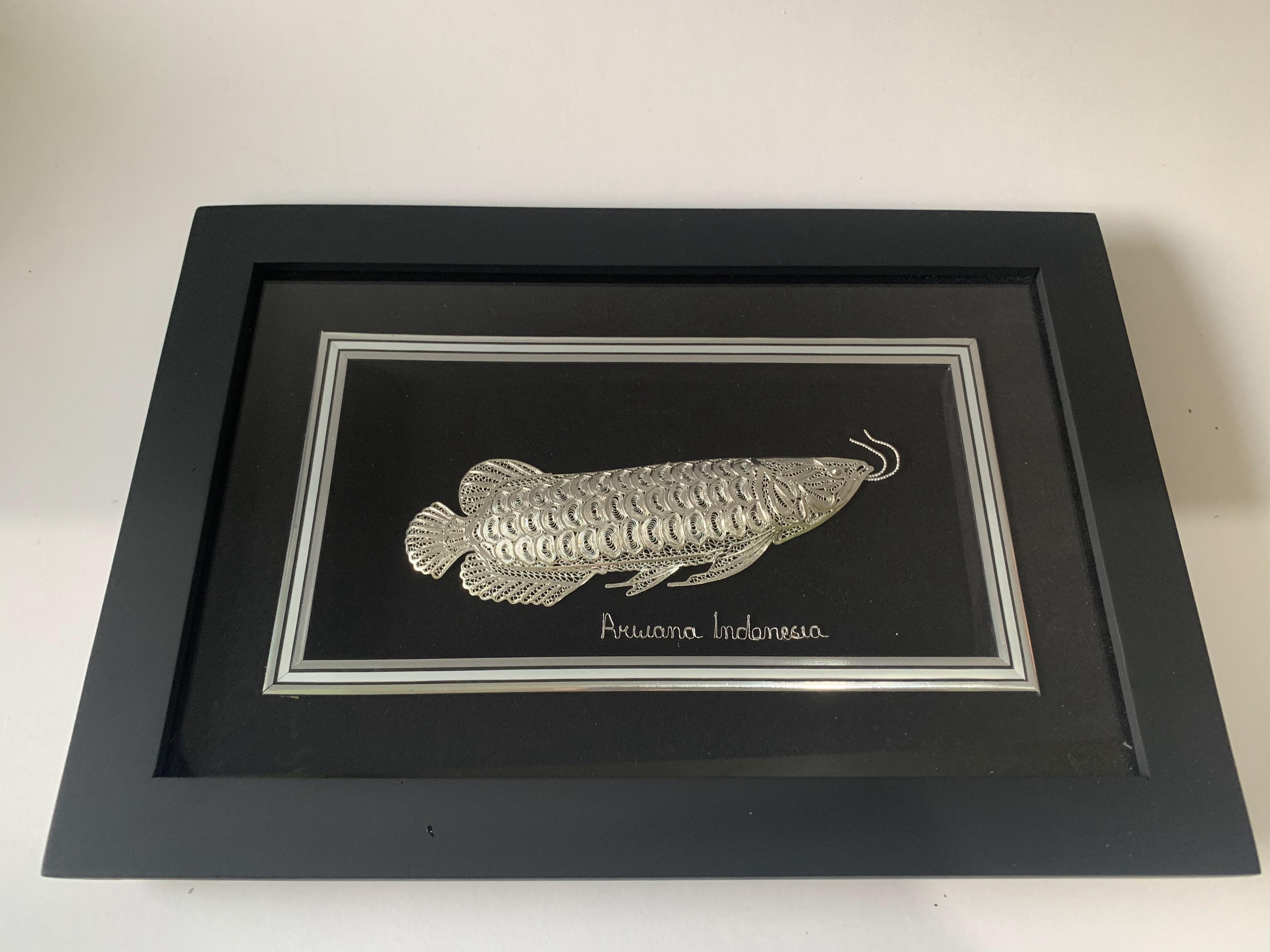 Hiasan Dinding Motif Ikan Arwana Silver Plated