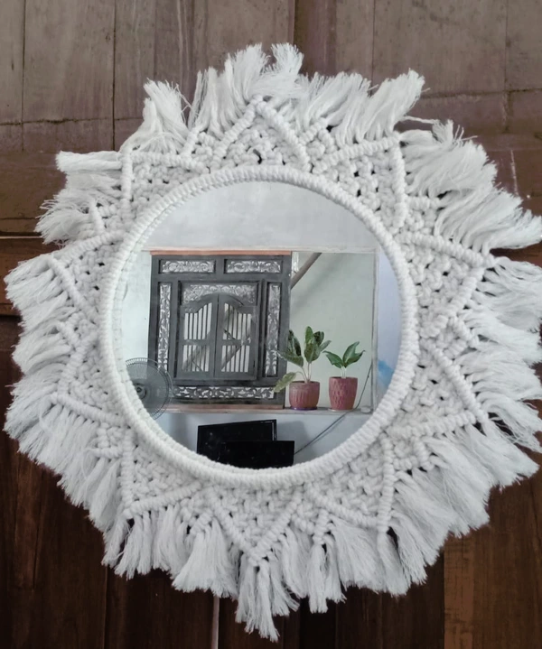 Cermin macrame