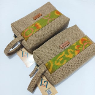 UwaisGen Souvenir Zidni Pouch Etnik Bali