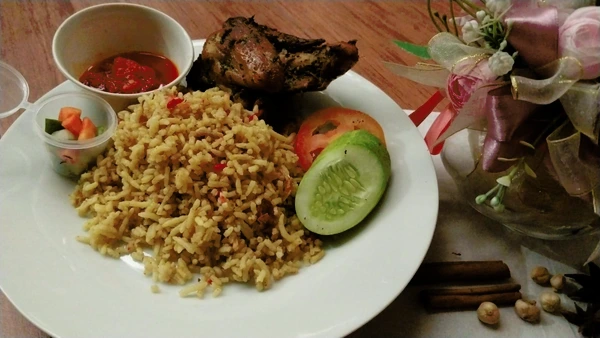 Nasi Biryani dengan Ayam Roasted - matang