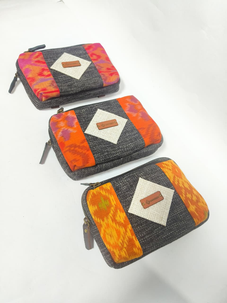 UWAISGEN Tas Selempang Wanita Goni Endek Etnik Bali Handmade Viktoria Slingbag