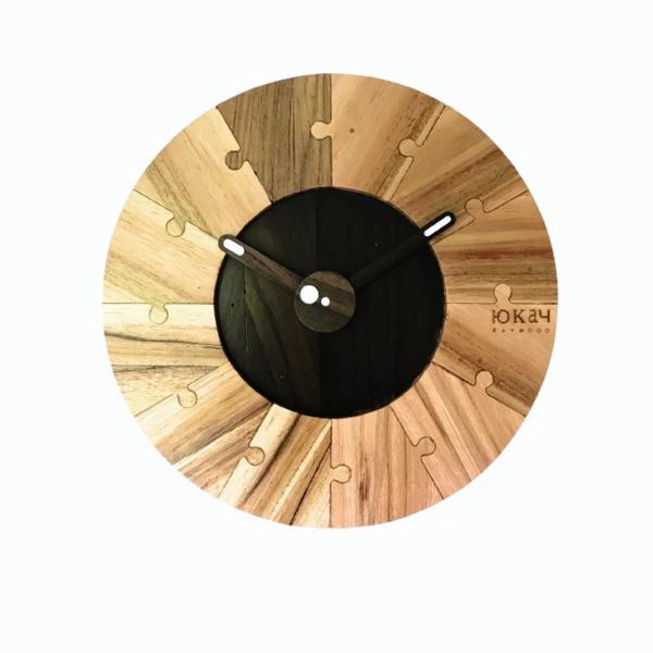Customizeable Jam dinding kayu jati dengan ornamen sonokeling