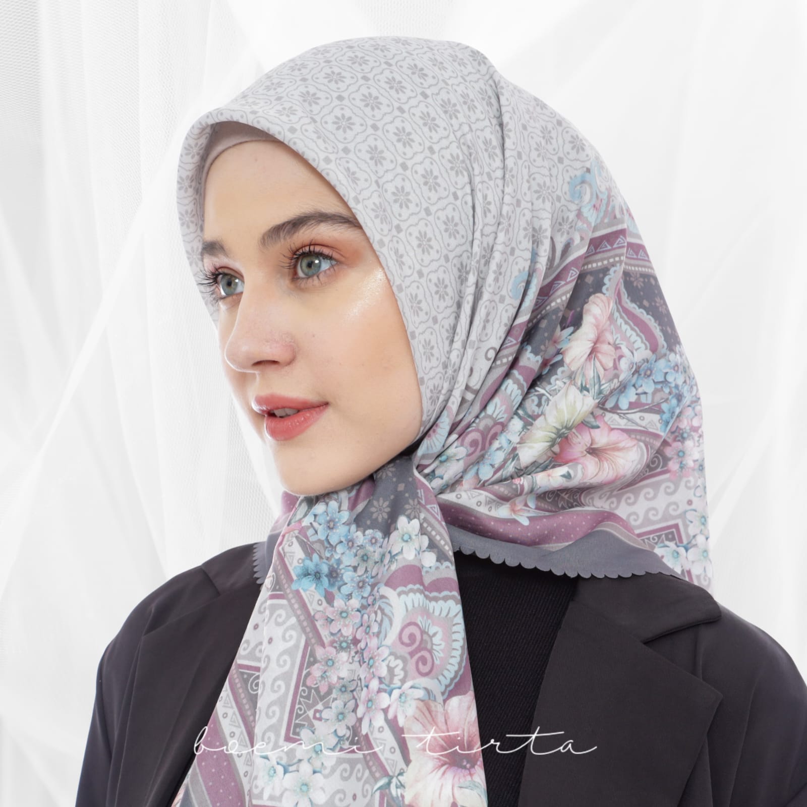 Boemi Tirta - Scarves series Artifically