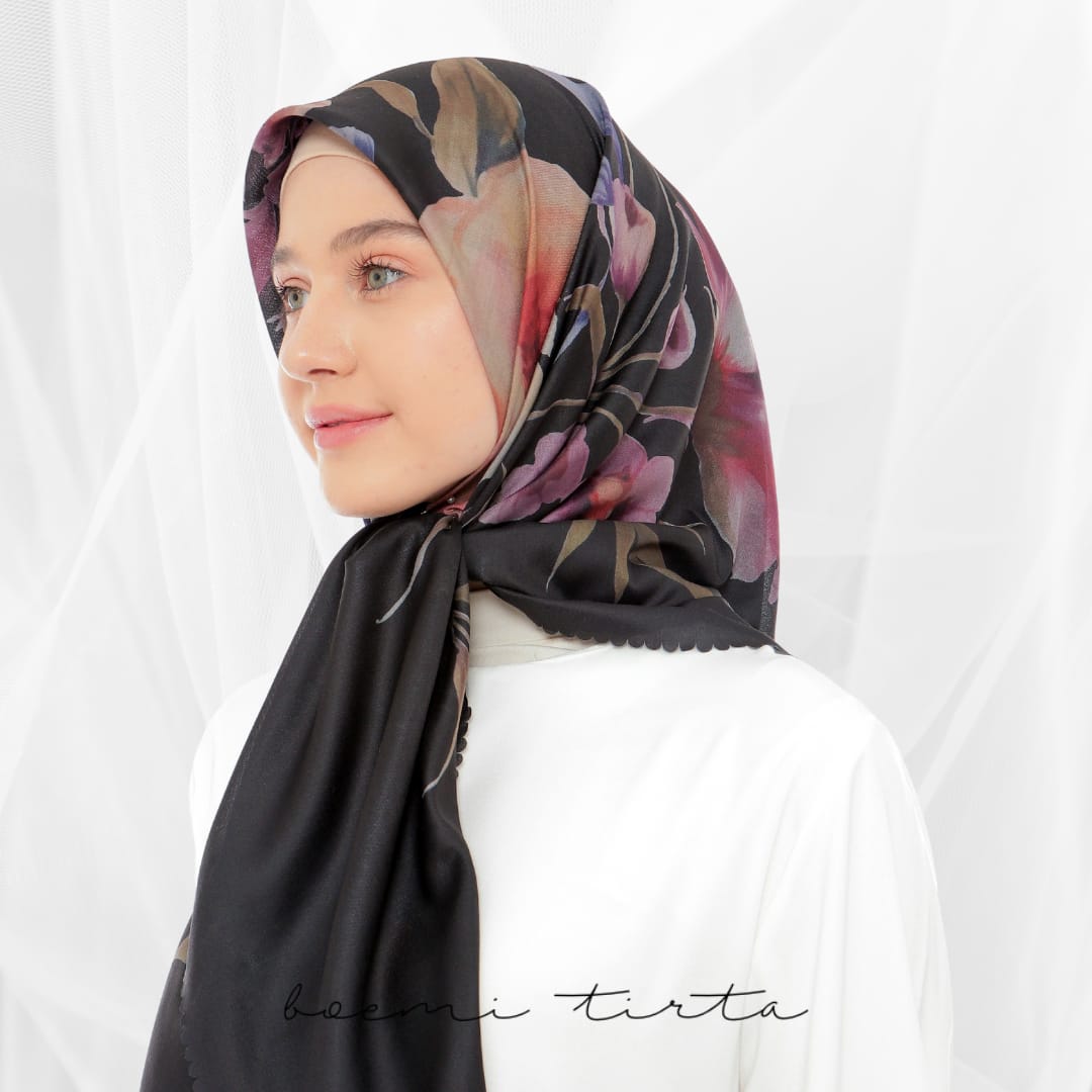 Boemi Tirta - Scarves series Blosom