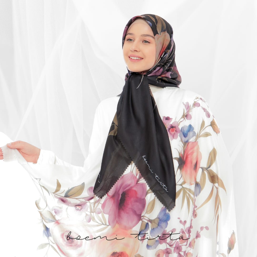 Boemi Tirta - Scarves series Blosom