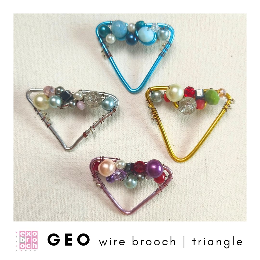 Geo Wire Brooch - Triangle | Bros Kawat Geometri