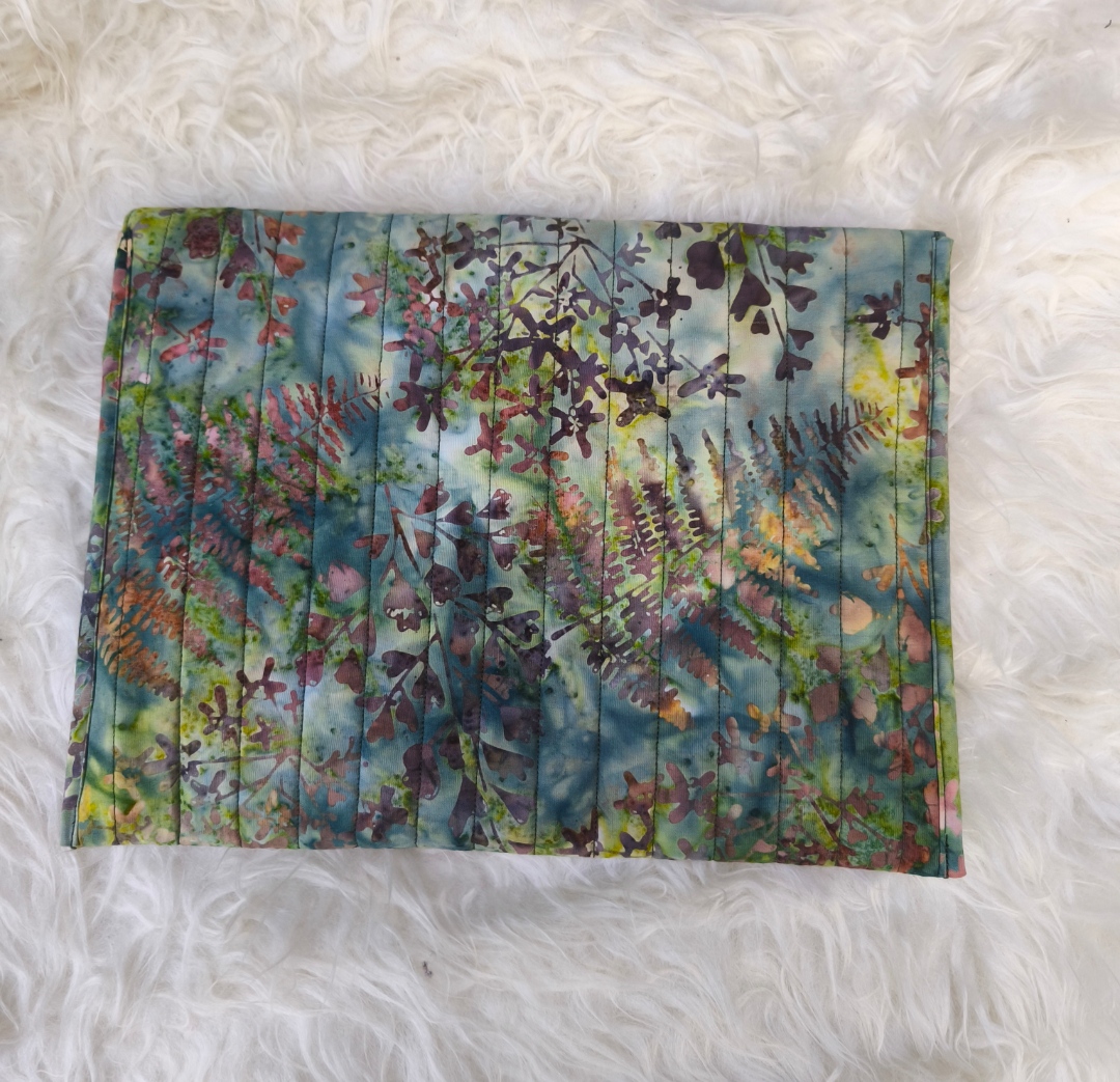 Tablet Sleeves / ipad Sleeves - Laksita - Batik Cap Middaclo - inner anti air - quilting