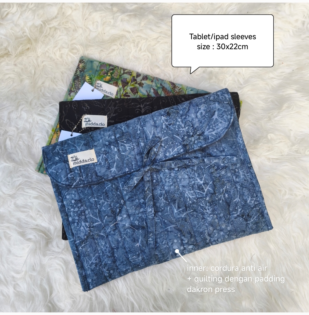 Tablet Sleeves / ipad Sleeves - Laksita - Batik Cap Middaclo - inner anti air - quilting