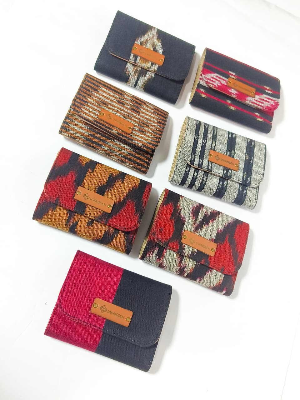 UWAISGEN Dompet Lipat Wanita Dompet Endek Etnik Bali Handmade Dompet Sena