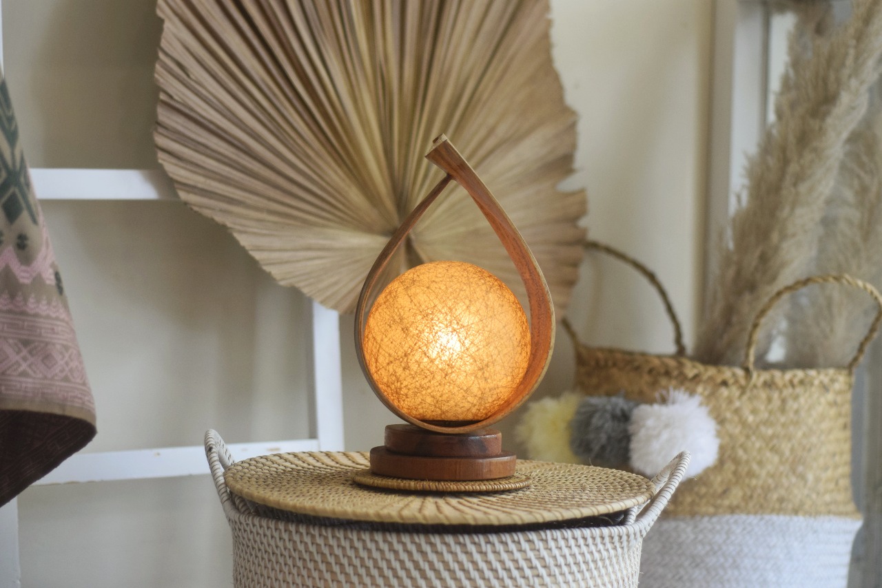 Lampu Hias - Pelepah Kelapa