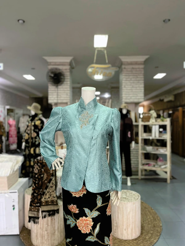 KEBAYA JANGGAN TOSCA MUDA BY FAIZA BORDIR