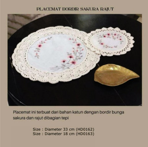 PLACEMAT BORDIR SAKURA RAJUT D 33 cm