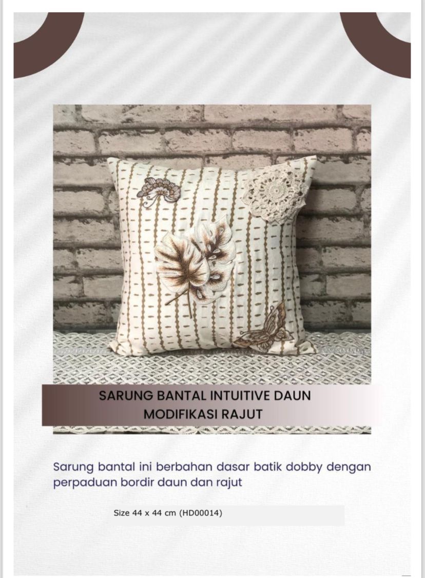 SARUNG BANTAL INTUITIVE DAUN MODIFIKASI RAJUT 45 X 45 CM