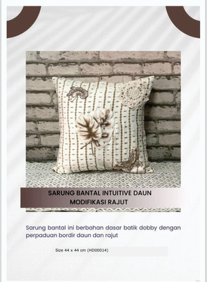 SARUNG BANTAL INTUITIVE DAUN MODIFIKASI RAJUT 45 X 45 CM