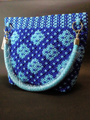 Tas Anyam Talikur