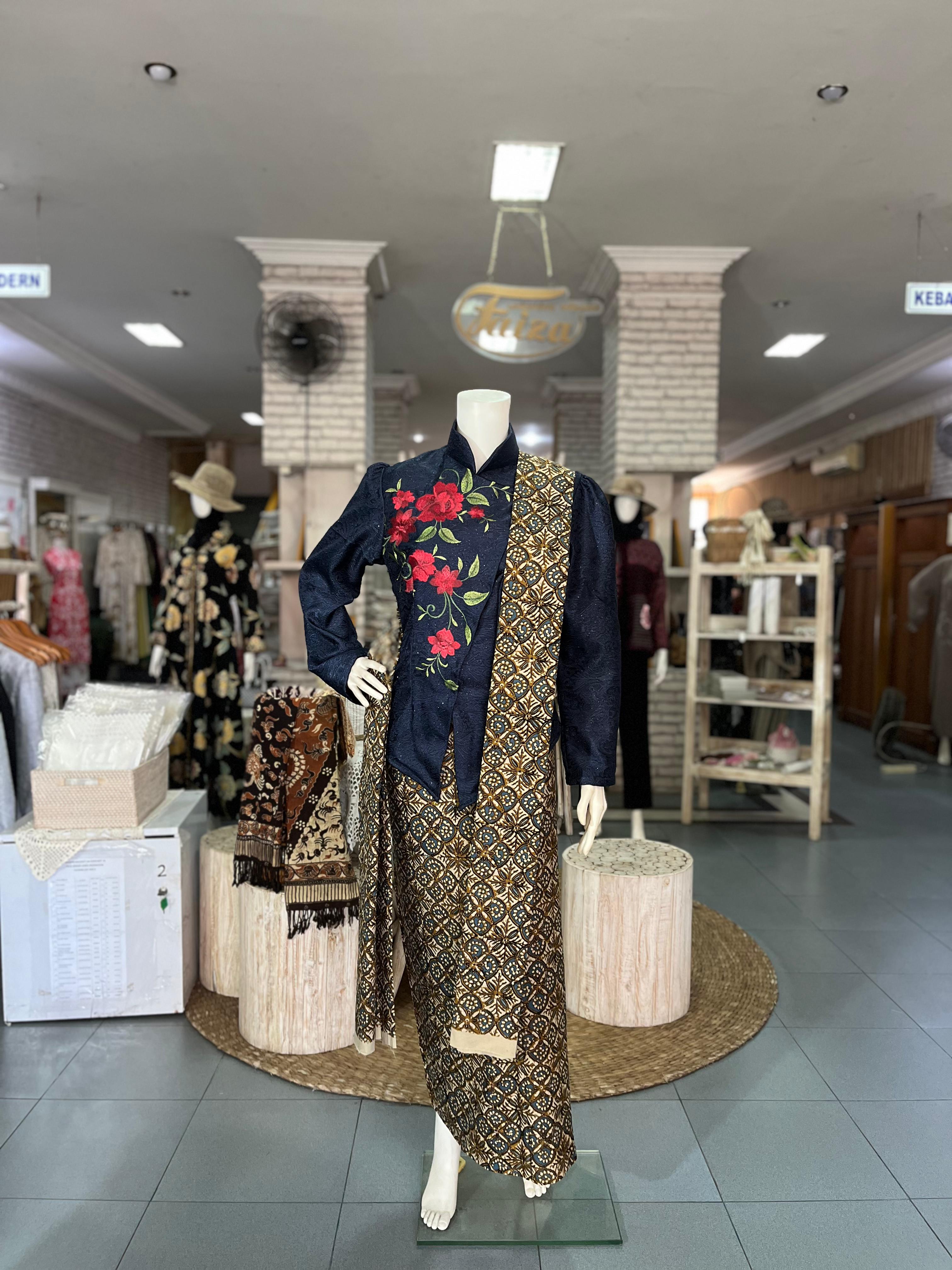 KEBAYA JANGGAN NAVY