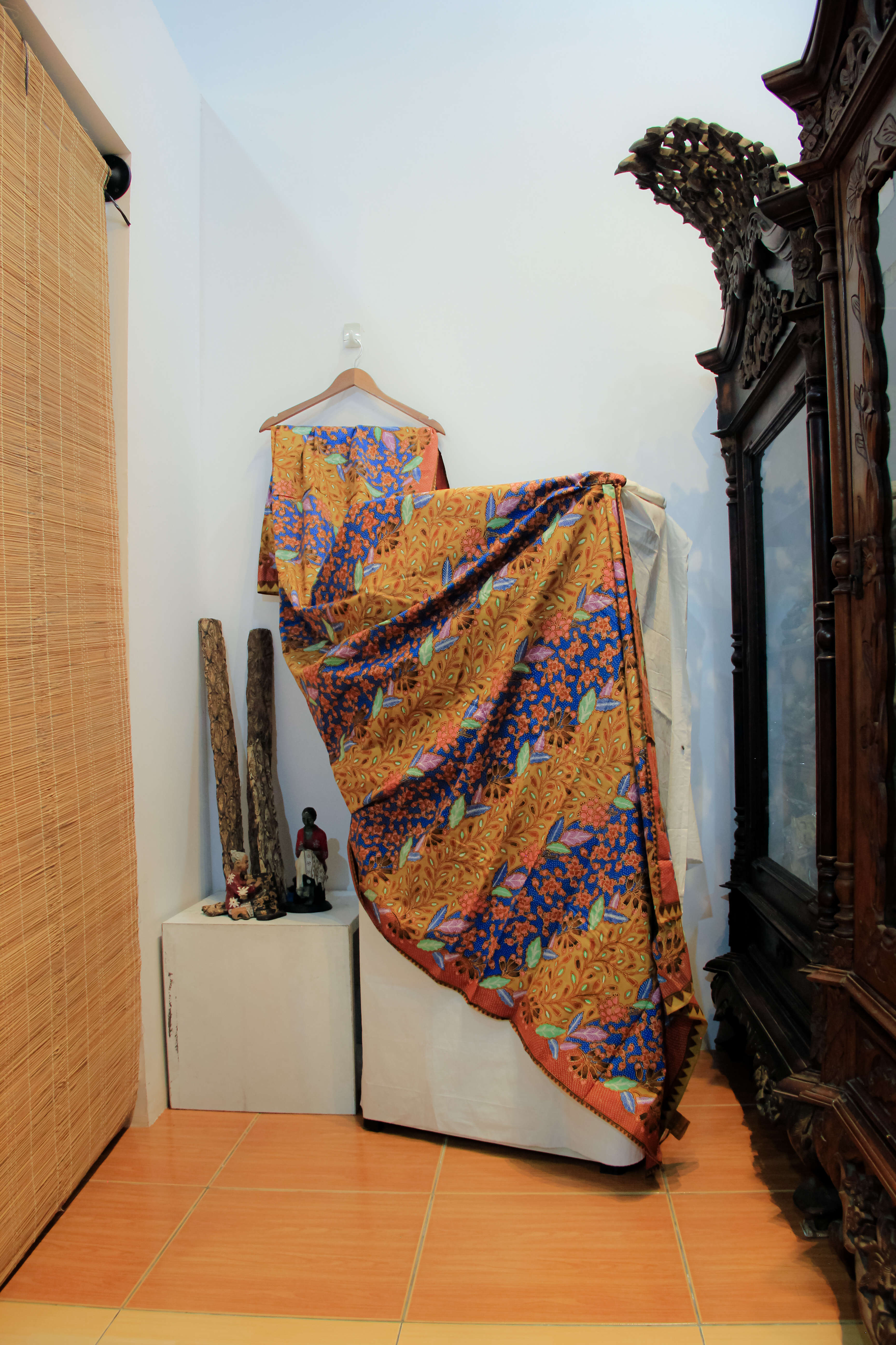 Kain Batik Tulis Halus Motif Lereng Parijhoto Cengkeh