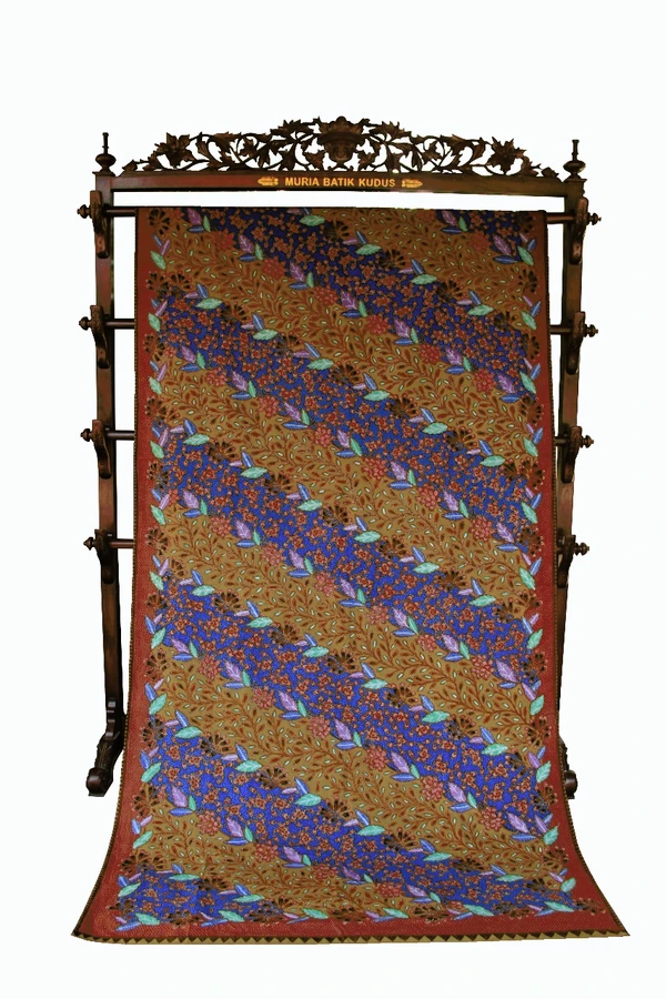 Kain Batik Tulis Halus Motif Lereng Parijhoto Cengkeh