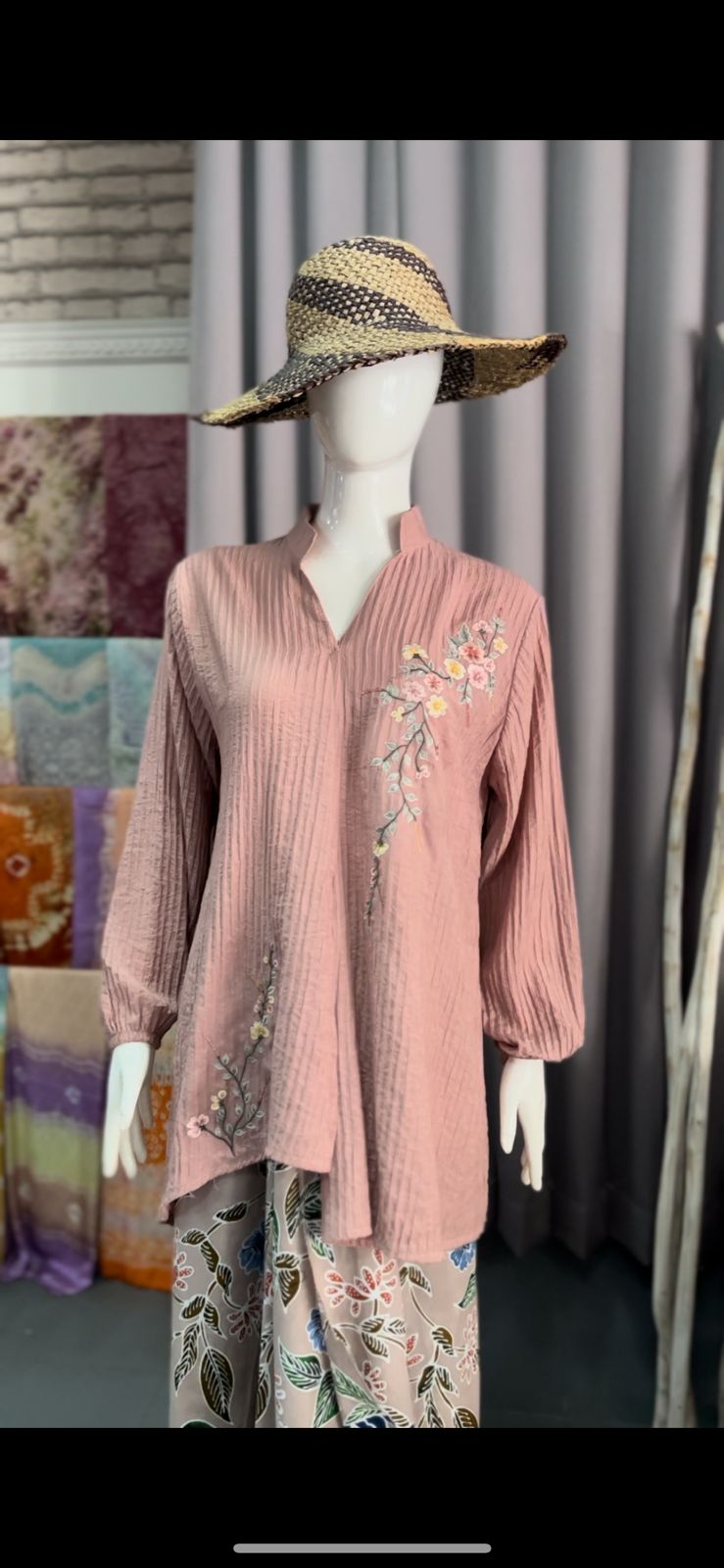 BLUSH PLISKET BORDIR