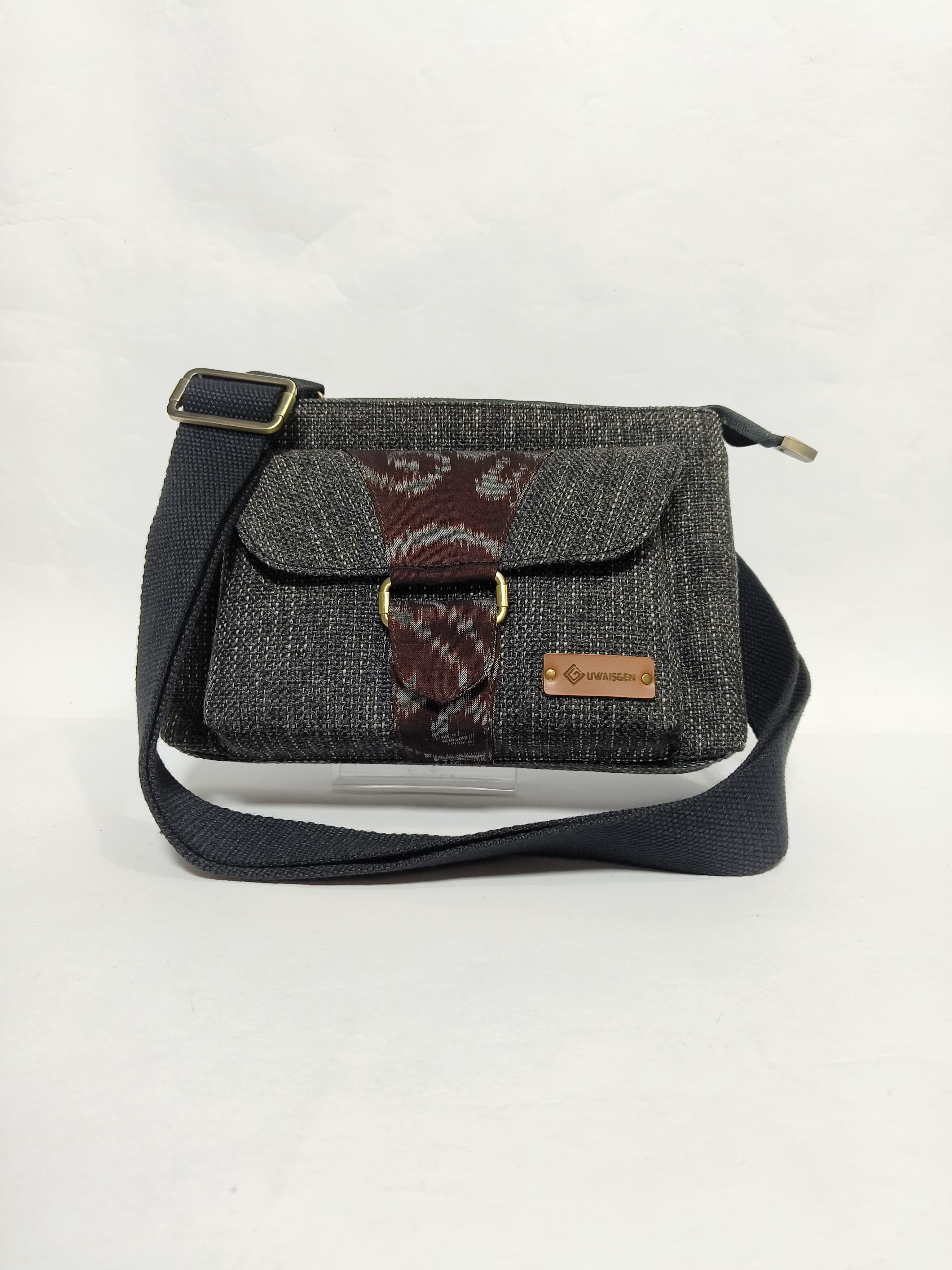 UwaisGen Enzi Slingbag Goni Endek Etnik Bali Handmade