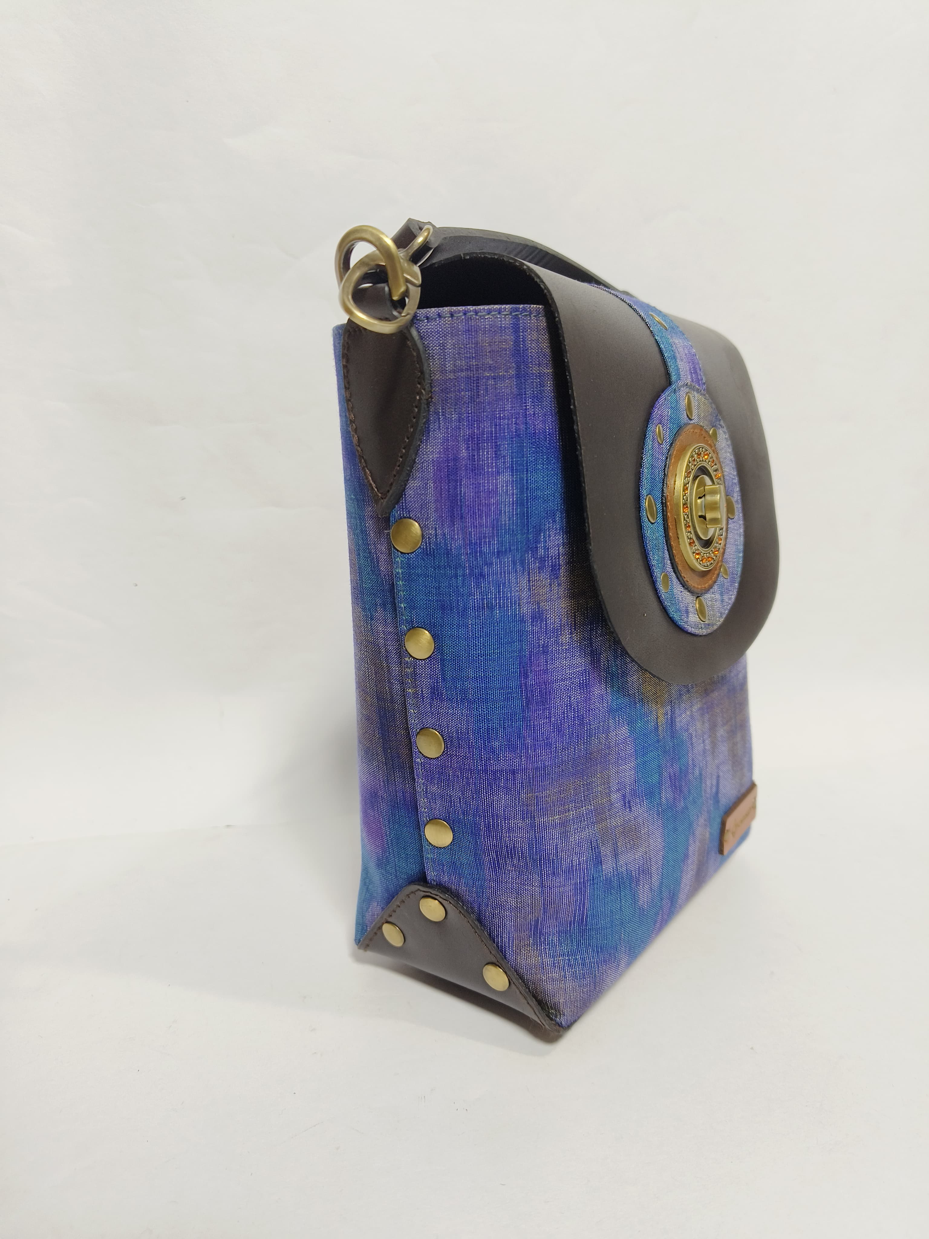 UwaisGen Boho Greato Bag Goni Tenun Endek dan Blanket Etnik Bali Handmade