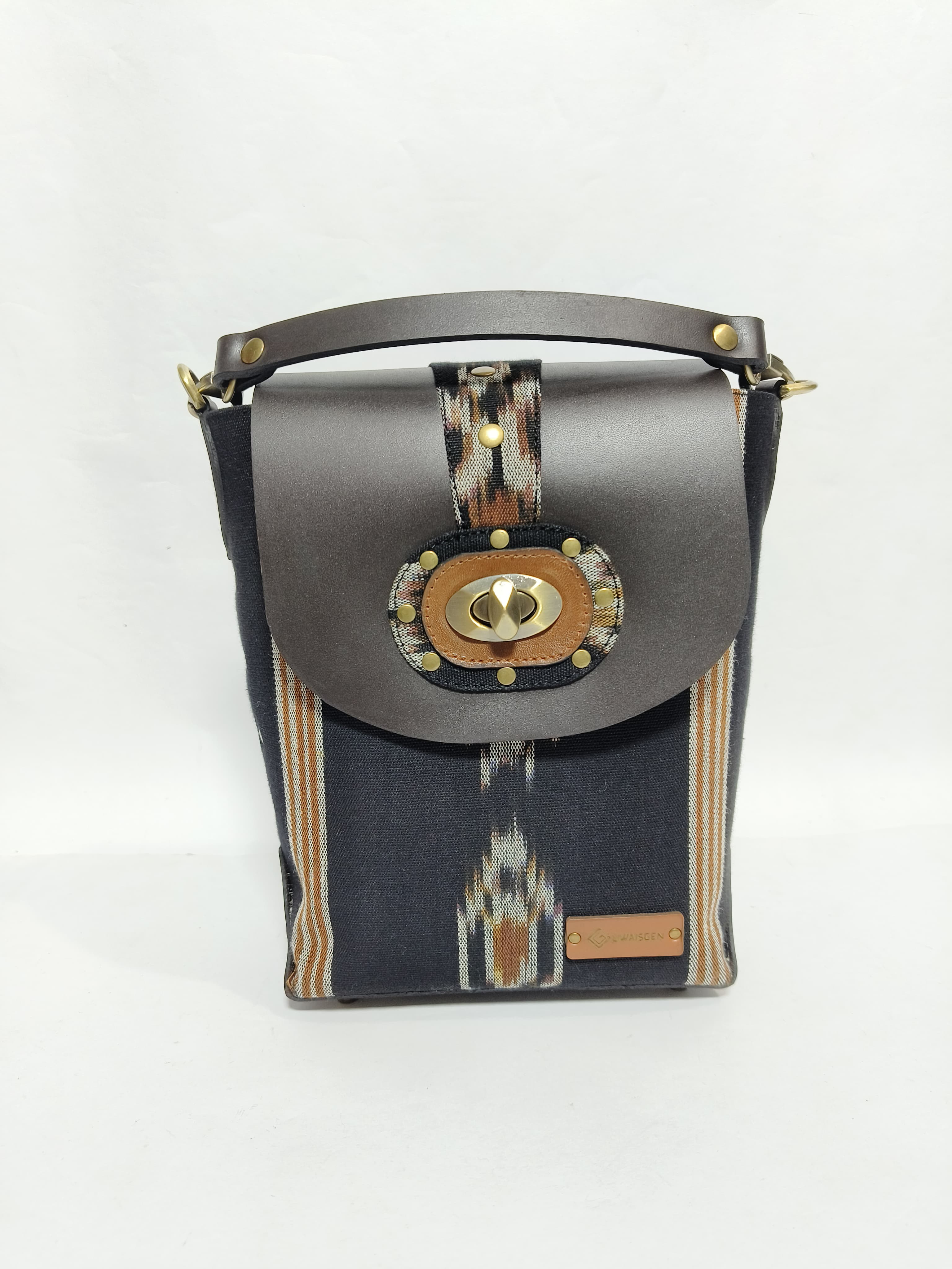 UwaisGen Boho Greato Bag Goni Tenun Endek dan Blanket Etnik Bali Handmade