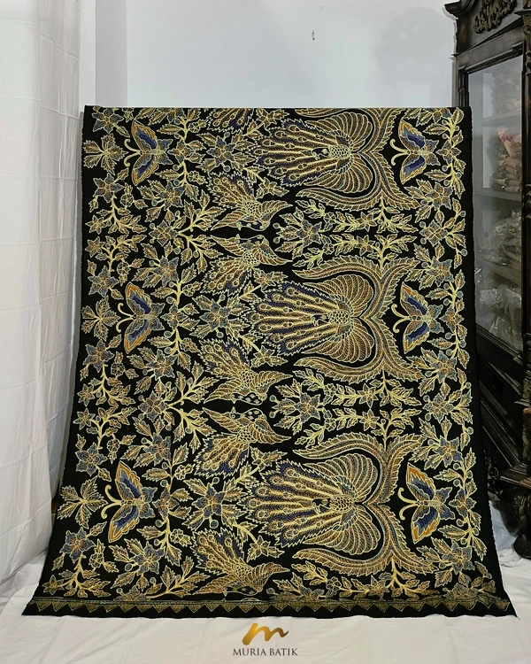 Kain Batik Tulis Perada Motif Merak Kembang Kupu