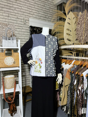 Vest Etnic Kombinasi Bordir Ekslusif Tradisional Handmade dengan Tenun dan Lurik 3