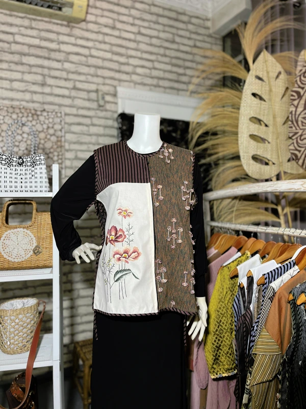 Vest Etnic Kombinasi Bordir Ekslusif Tradisional Handmade Dengan Tenun dan Lurik 5