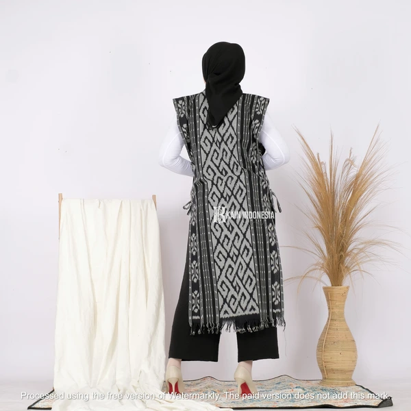 KIBS Outer Nadia Tenun Kinan Hitam All Size