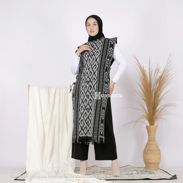 KIBS Outer Nadia Tenun Kinan Hitam All Size