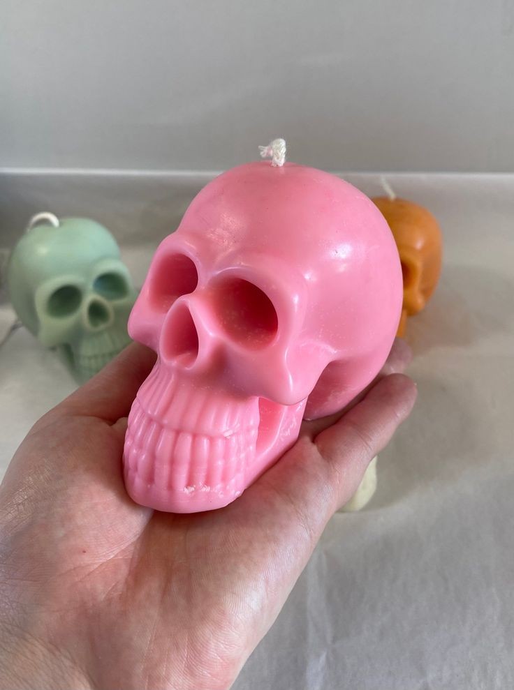 LILIN SKULL BENTUK TENGKORAK CANDLE DEKORASI UNIK NON AROMA