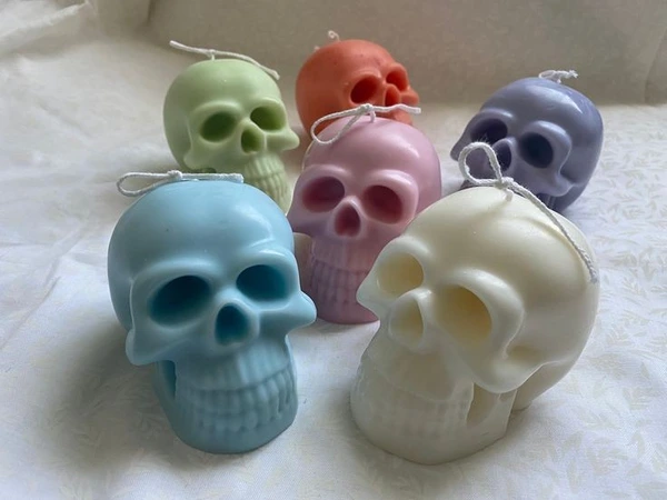 LILIN SKULL BENTUK TENGKORAK CANDLE DEKORASI UNIK NON AROMA