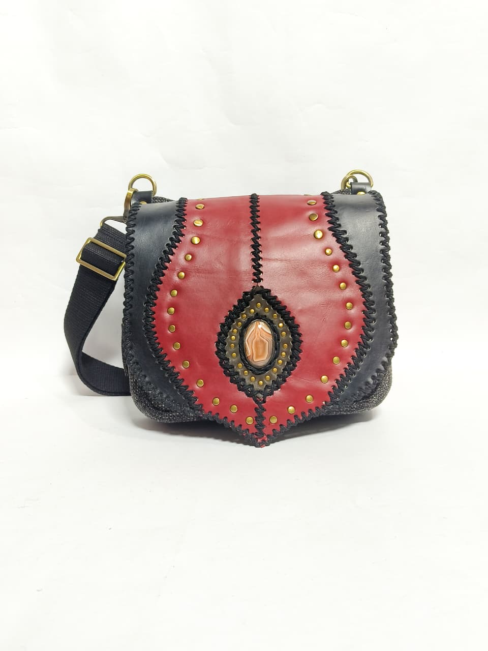 UWAISGEN Tas Selempang Kulit Tas Endek Etnik Bali Handmade Lucian Bag