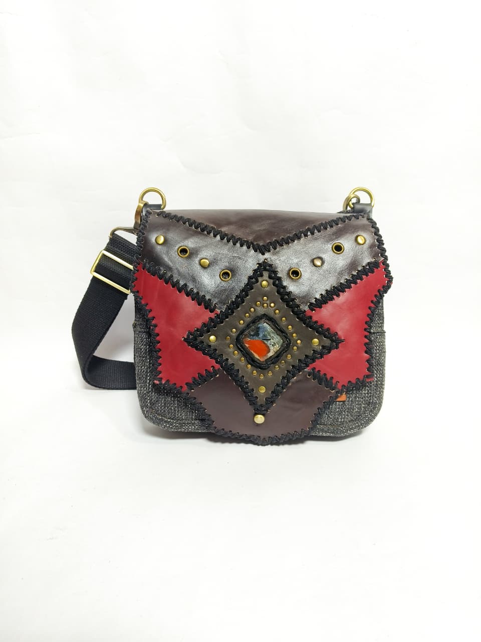 UWAISGEN Tas Selempang Kulit Tas Endek Etnik Bali Handmade Lucian Bag