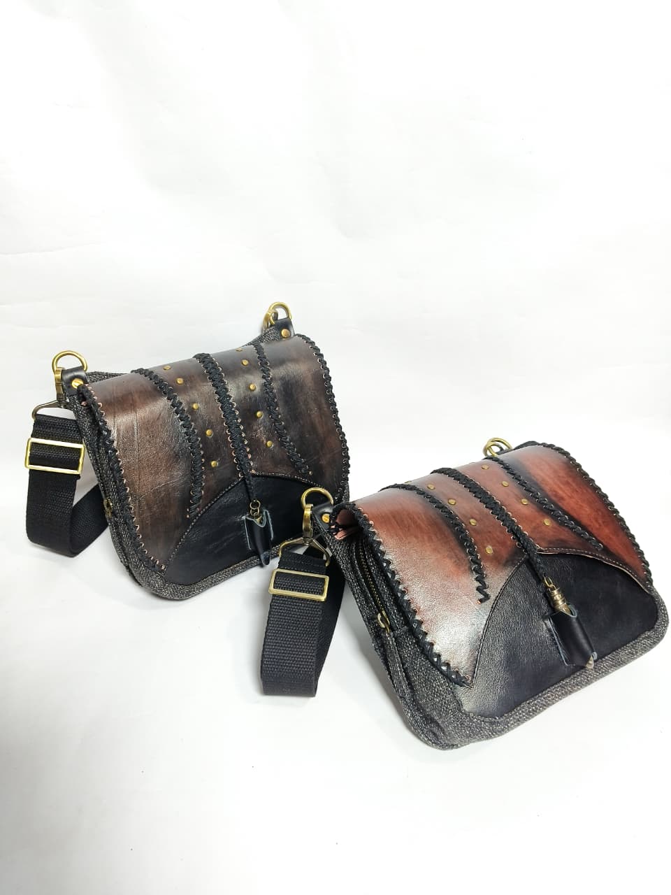 UWAISGEN Tas Selempang Kulit Tas Endek Etnik Bali Handmade Lucian Bag