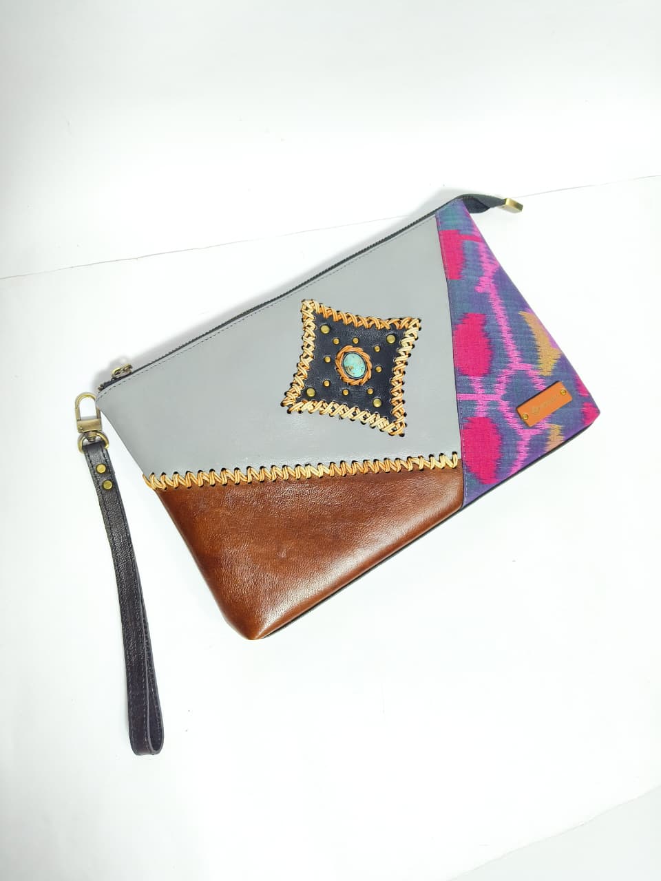 UWAISSGEN Cluth Unisex Handbag Kulit Endek Etnik Bali Versa Bag