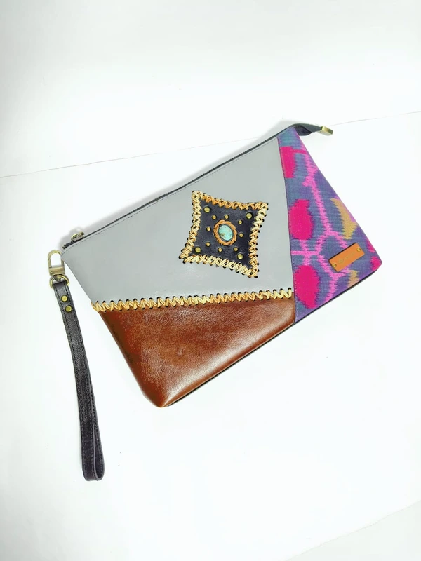 UWAISSGEN Cluth Unisex Handbag Kulit Endek Etnik Bali Versa Bag