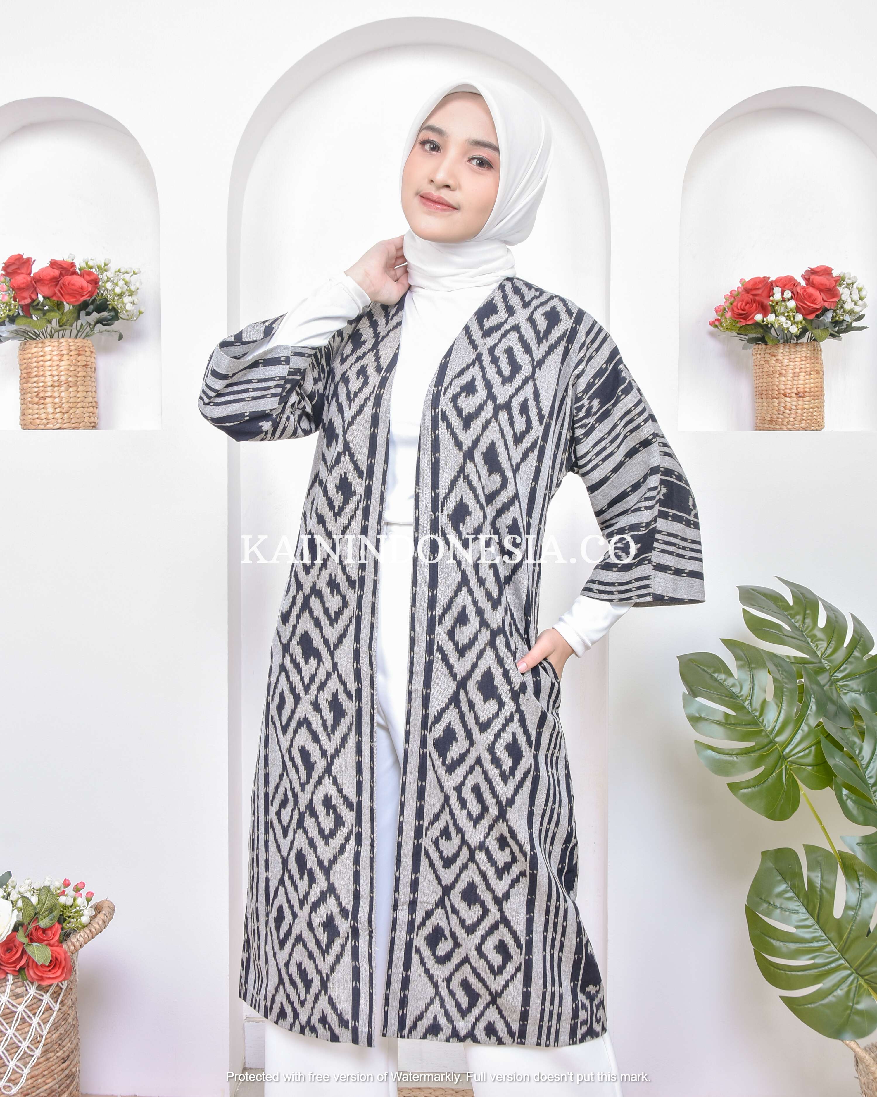KI Outer Kimono Cardigan Kardigan Panjang Tenun Alesha Abu