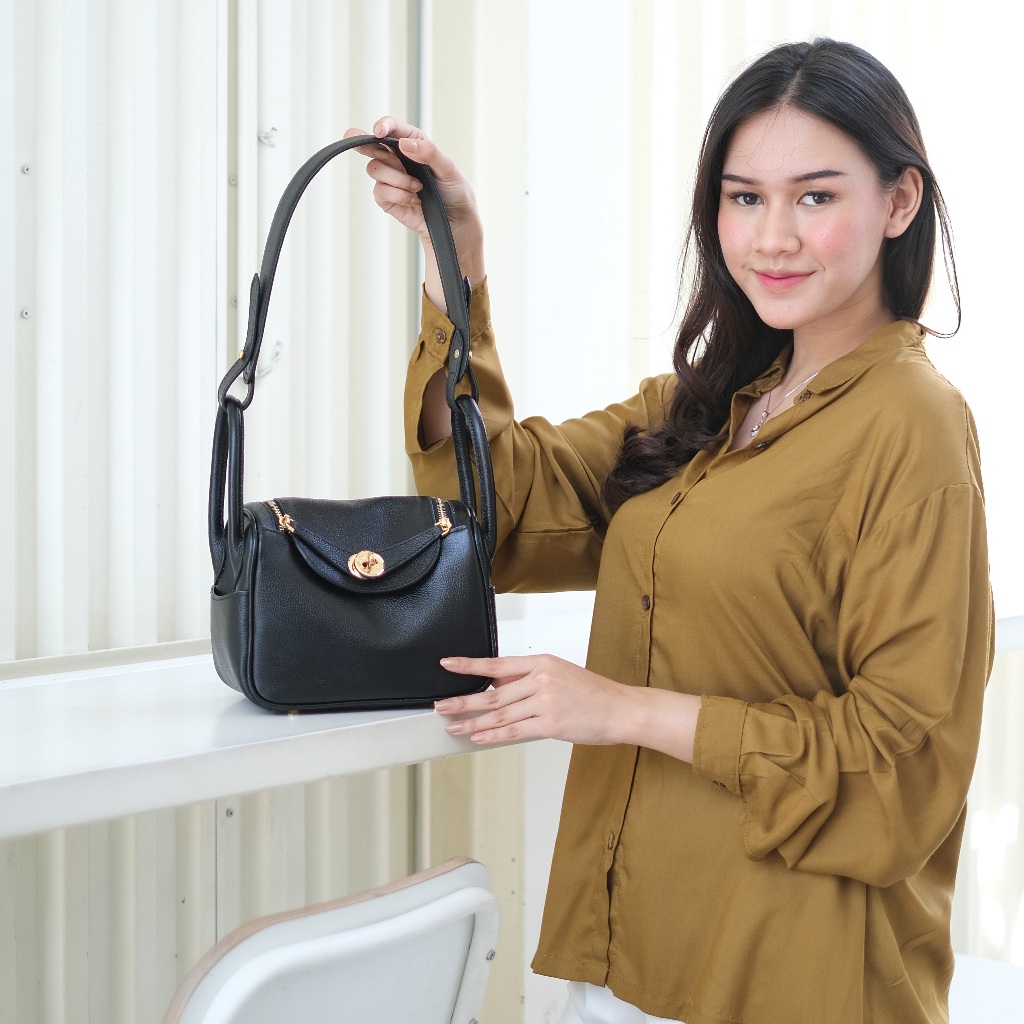 Cindy 20 - Sendy Leather