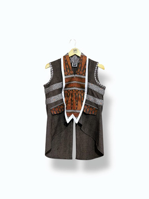 RUBY VEST