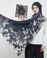 MIERTO Hijab Batik Segi Empat Etnik Modern Sekar Jagat Elegance Series HJB11 Ultrafine Premium Voile Motif Klasik Megah Ringan Nyaman Tampil Anggun Berbudaya